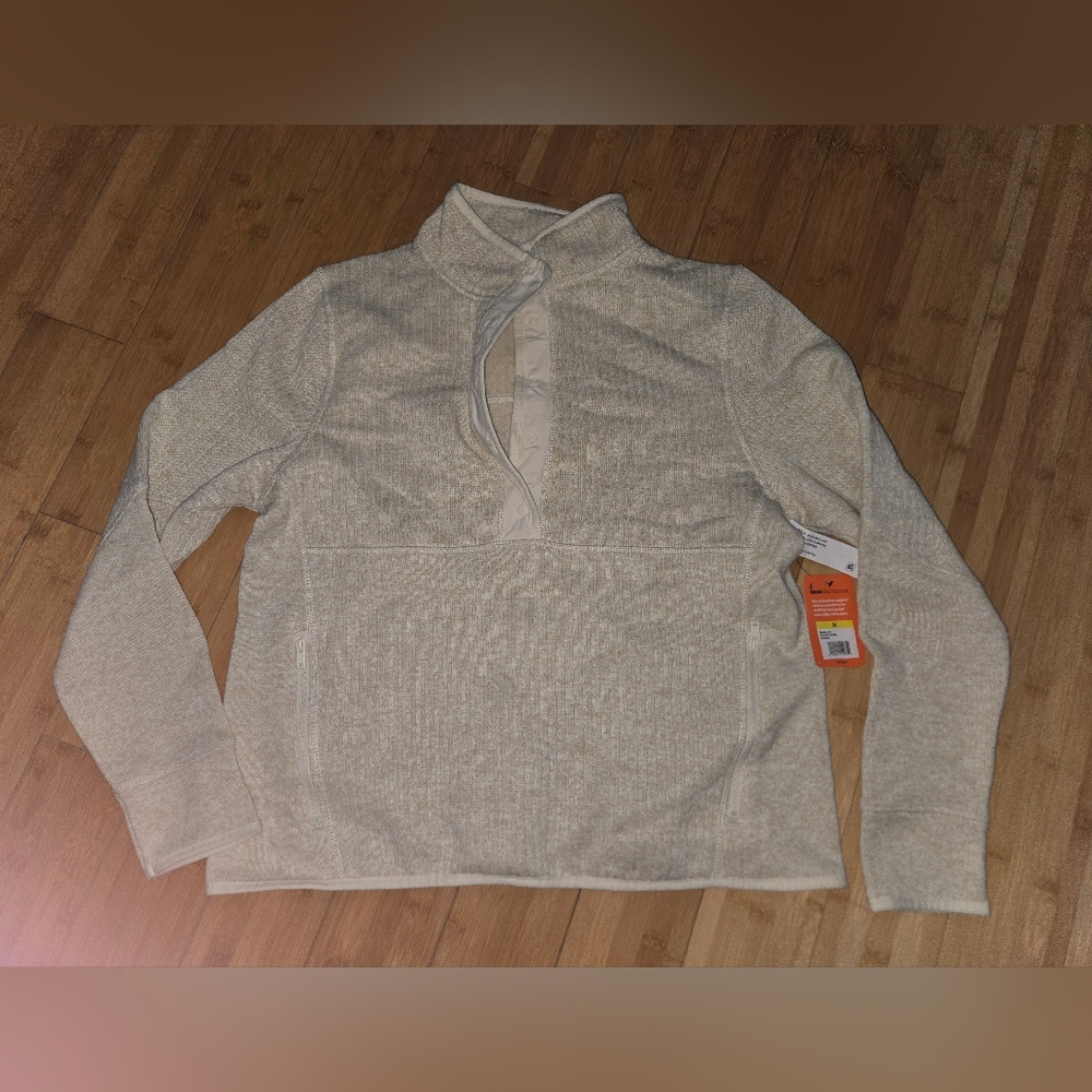 Women's Cream Pullover Top